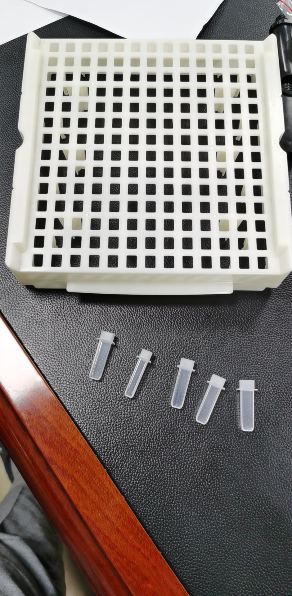 反應(yīng)杯裝盒生產(chǎn)線(xiàn)